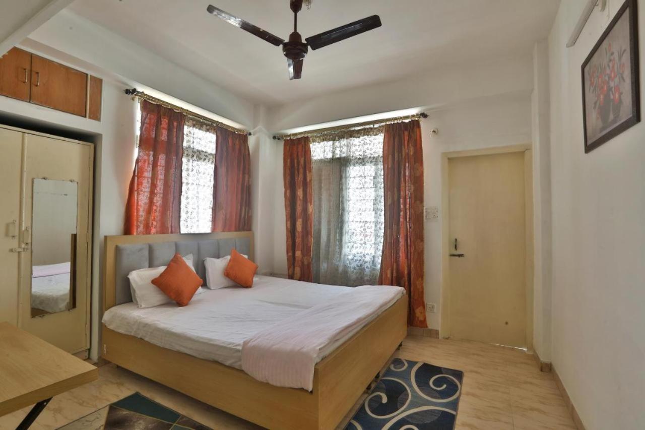 Ap Suite - By Ap Villa'S And Resort'S Ujjain Luaran gambar