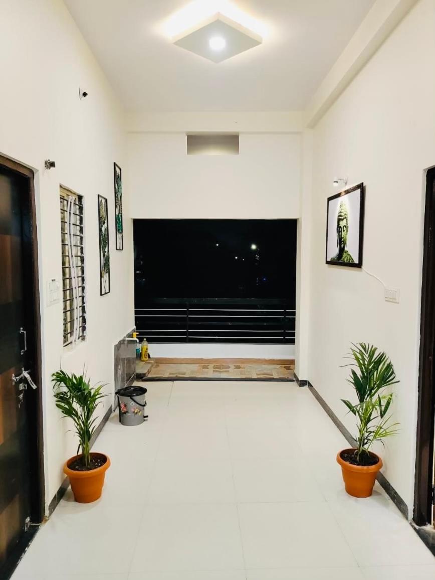 Ap Suite - By Ap Villa'S And Resort'S Ujjain Luaran gambar